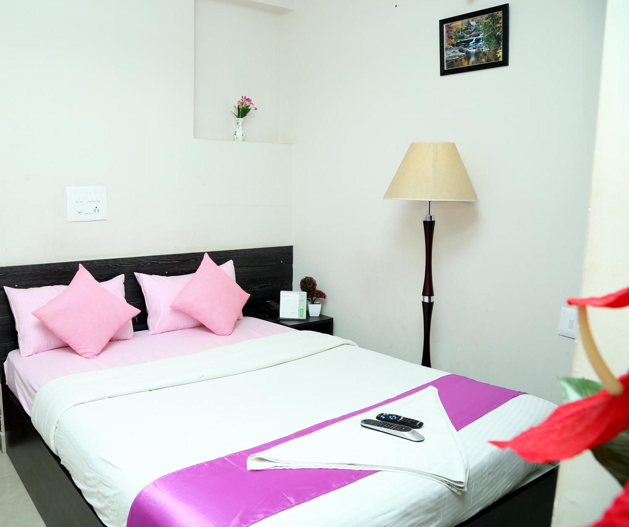 Orange Corner Hotel, Airport Pickup & Drop Available 24X7 Yelahanka Extérieur photo