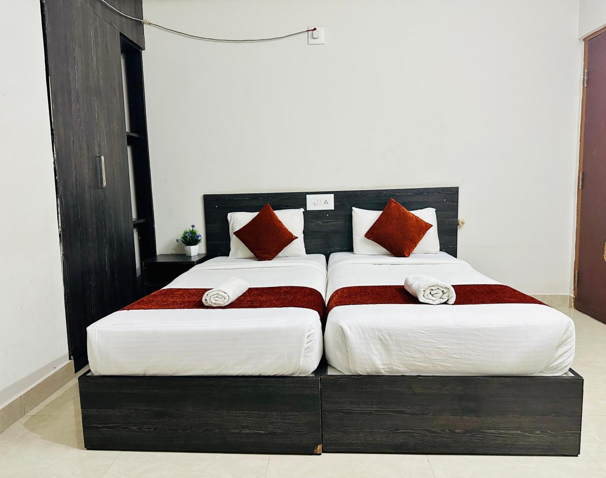 Orange Corner Hotel, Airport Pickup & Drop Available 24X7 Yelahanka Extérieur photo